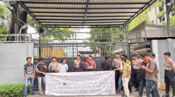 Massa Aksi Desak Lalu Muhamad Iqbal Bertanggung Jawab atas Mandeknya IPR di NTB