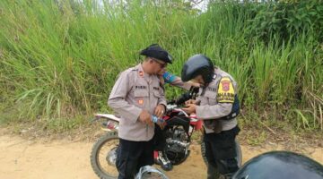 Cegah Karhutla, Polsek Babul Makmur Sambangi Warga dan Sosialisasikan Bahaya Kebakaran Hutan dan Lahan