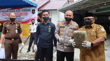 Kapolres Aceh Tenggara Hadiri Pemusnahan Barang Bukti 56 Perkara di Kejaksaan Negeri Aceh Tenggara