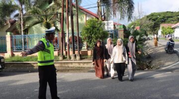 Hadir Sejak Pagi, Kapolres Aceh Tenggara Pastikan Strong Point Berjalan Optimal demi Keselamatan Pengguna Jalan